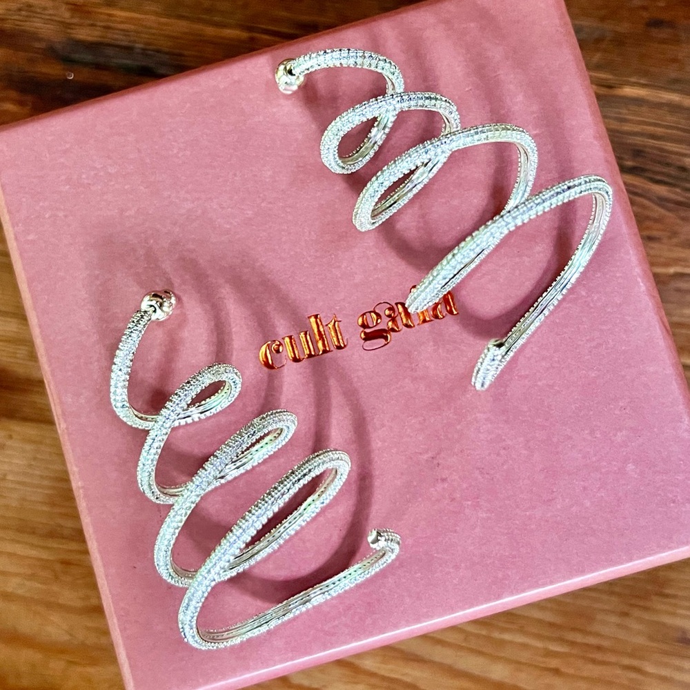 🌺🎉HP🎉🌺 NWT Cult Gaia Ezlynn Rhinestone Earrings